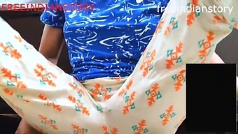 Desi Housewife'S Video Call In Indian Language