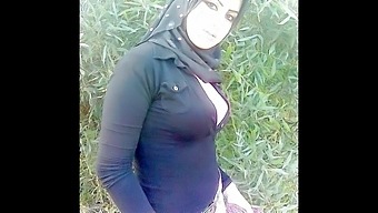 Amatőr Török És Arab Vegyes Fotógyűjtemény Hijab Elemekkel