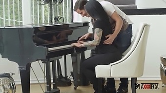 Jack Escobar, A Mexican Piano Tutor, Seizes The Opportunity And Has An Incredible Session With Katrina Jade!