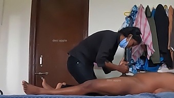 A Joyful Handjob With A Satisfying Conclusion